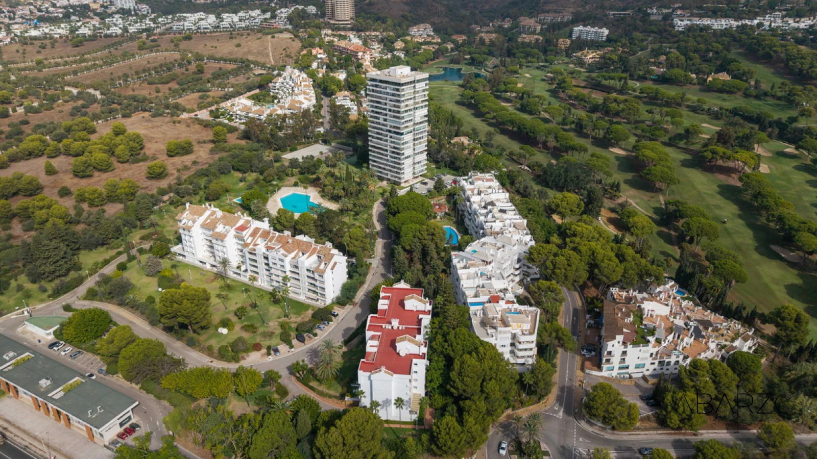 Three-Bedroom Apartment in a Garden Setting, Río Real, Marbella — interior, Marbella East, Marbella (12 of 30)