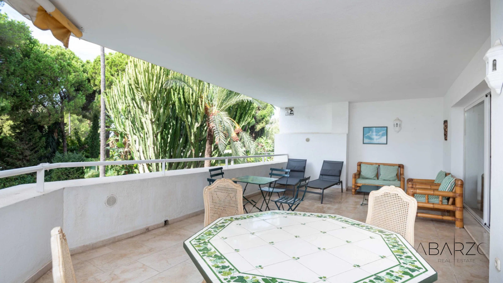 Three-Bedroom Apartment in a Garden Setting, Río Real, Marbella — interior, Marbella East, Marbella (5 of 30)