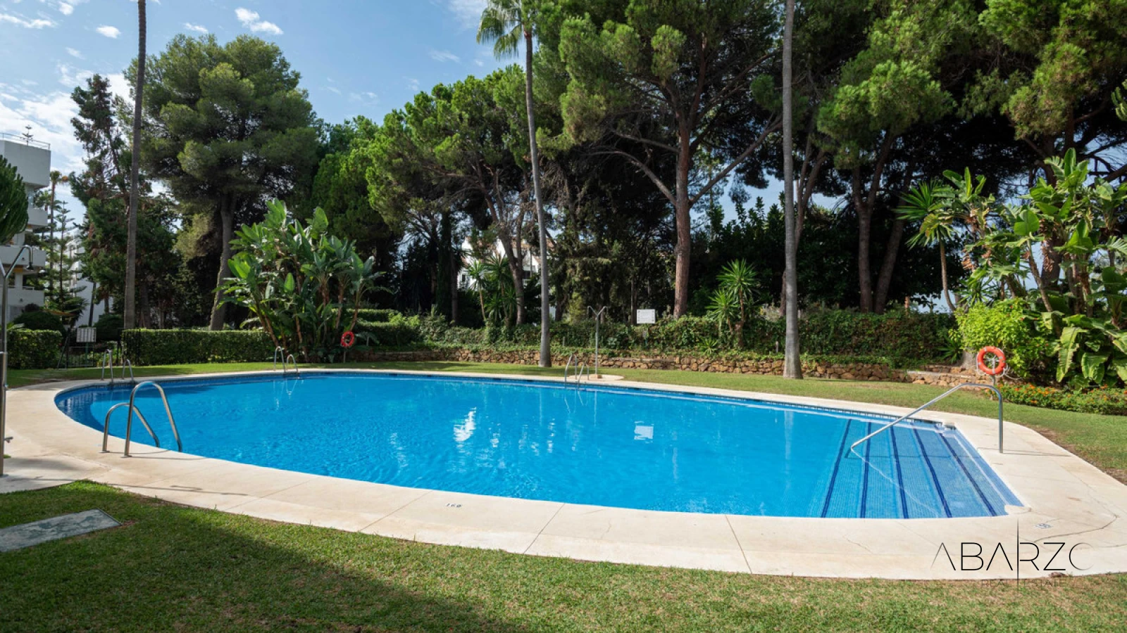 Three-Bedroom Apartment in a Garden Setting, Río Real, Marbella — interior, Marbella East, Marbella (24 of 30)