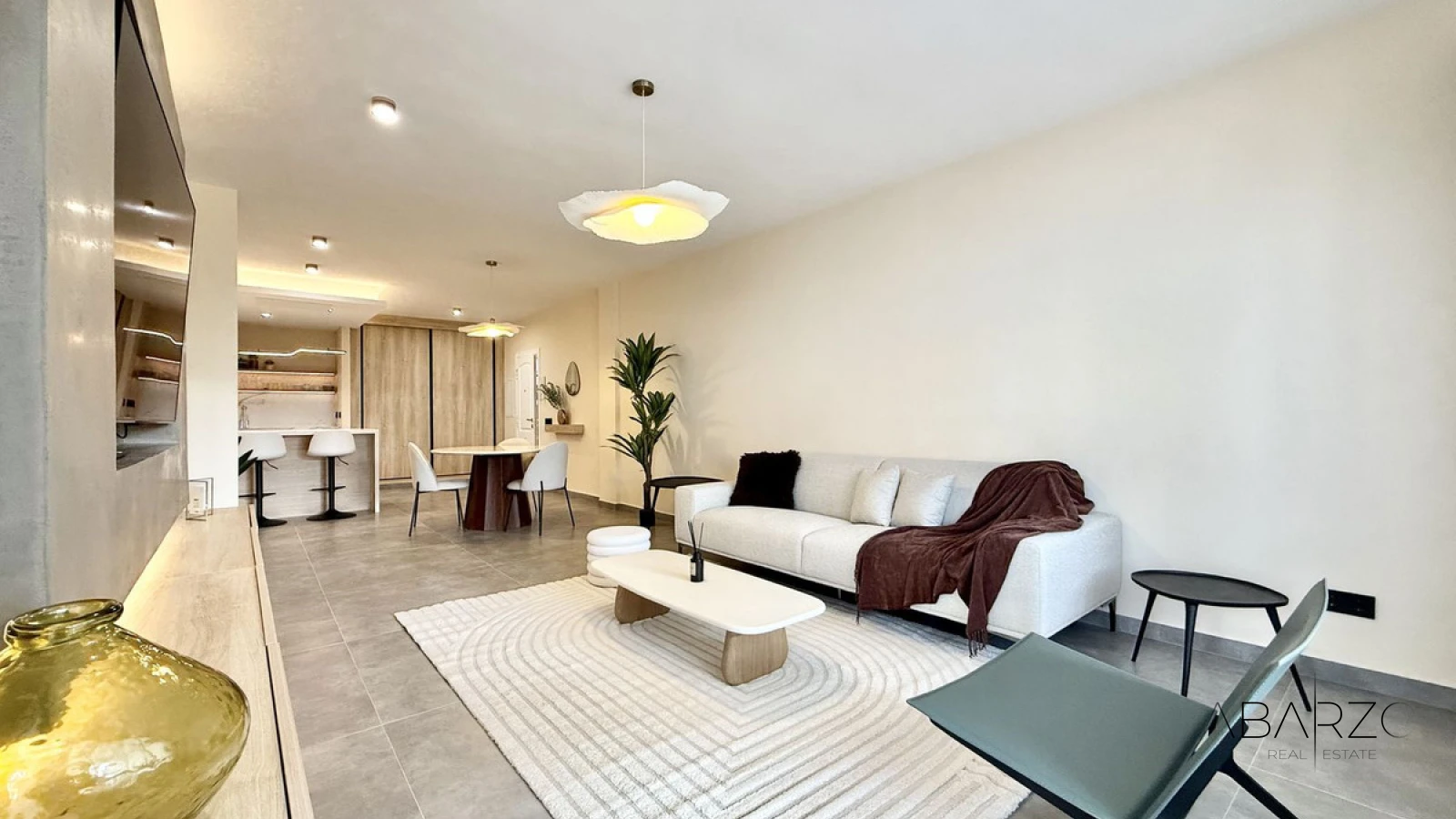 Renoviertes Ein-Zimmer-Apartment, erste Strandlinie, Puerto Banús, Marbella — interior, Puerto Banús, Marbella (6 of 28)