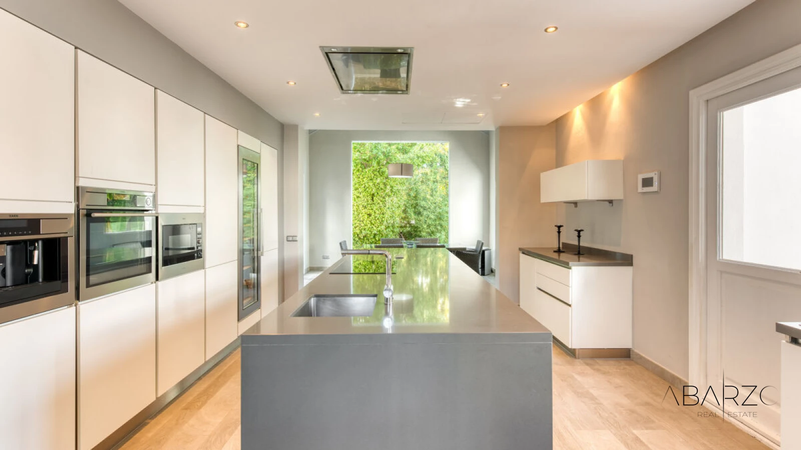 Villa im Cortijo-Stil in Strandnähe, Guadalmina Baja, Marbella — interior, Guadalmina Baja, San Pedro de Alcántara (6 of 19)