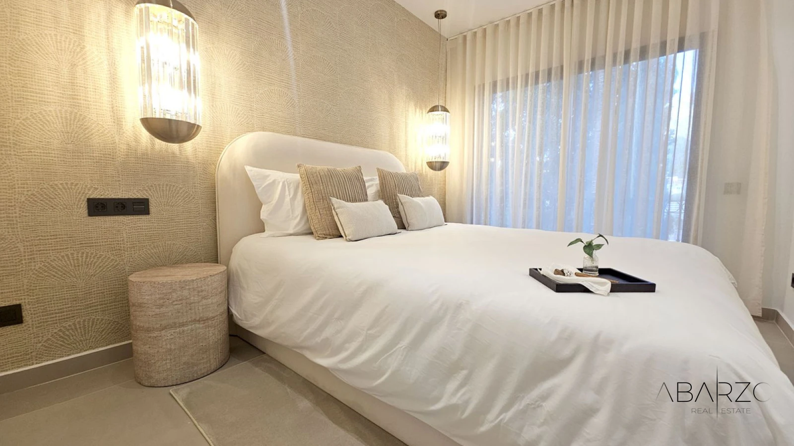 Exquisita Villa de Lujo en Altos de Puente Romano, Marbella con Jardín Privado y Garaje — interior, Golden Mile, Marbella (15 of 20)