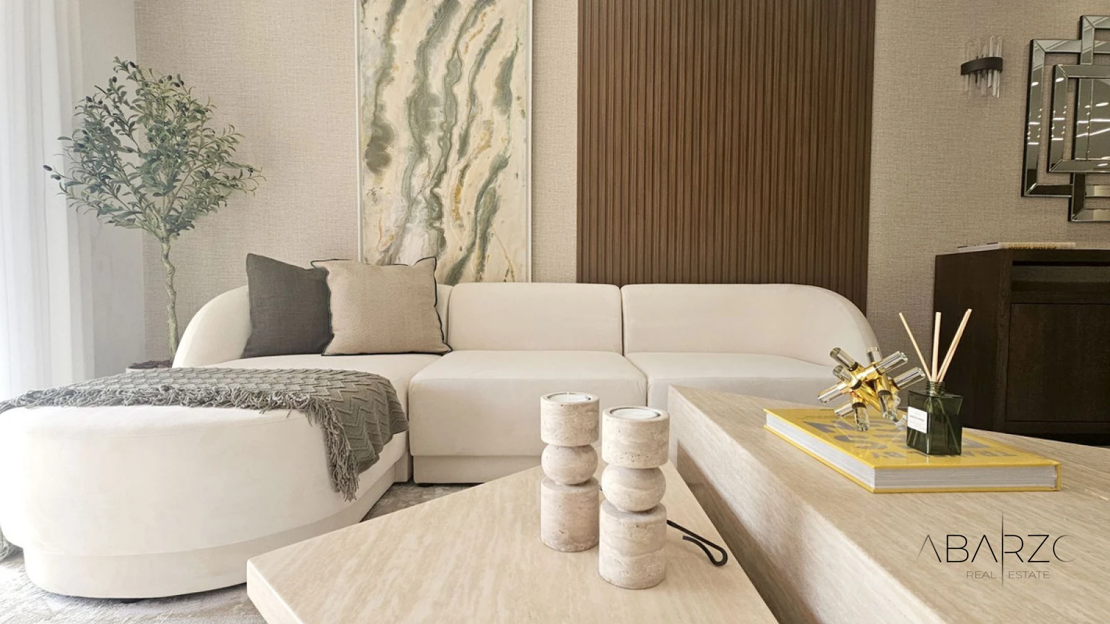 Exquisita Villa de Lujo en Altos de Puente Romano, Marbella con Jardín Privado y Garaje — interior, Golden Mile, Marbella (5 of 20)