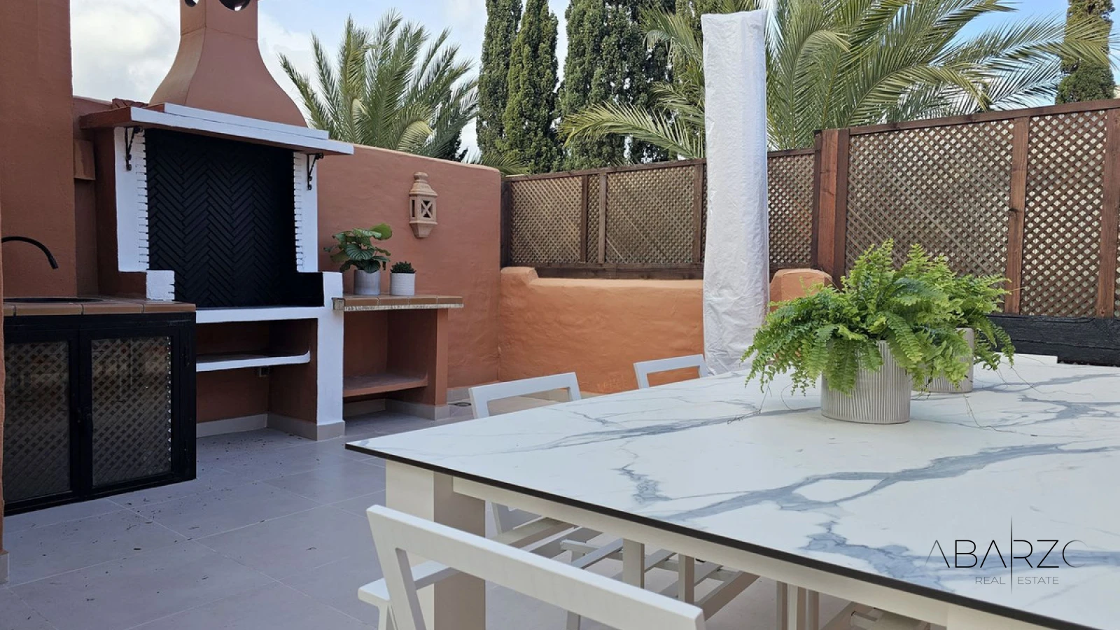 Exquisita Villa de Lujo en Altos de Puente Romano, Marbella con Jardín Privado y Garaje — interior, Golden Mile, Marbella (17 of 20)