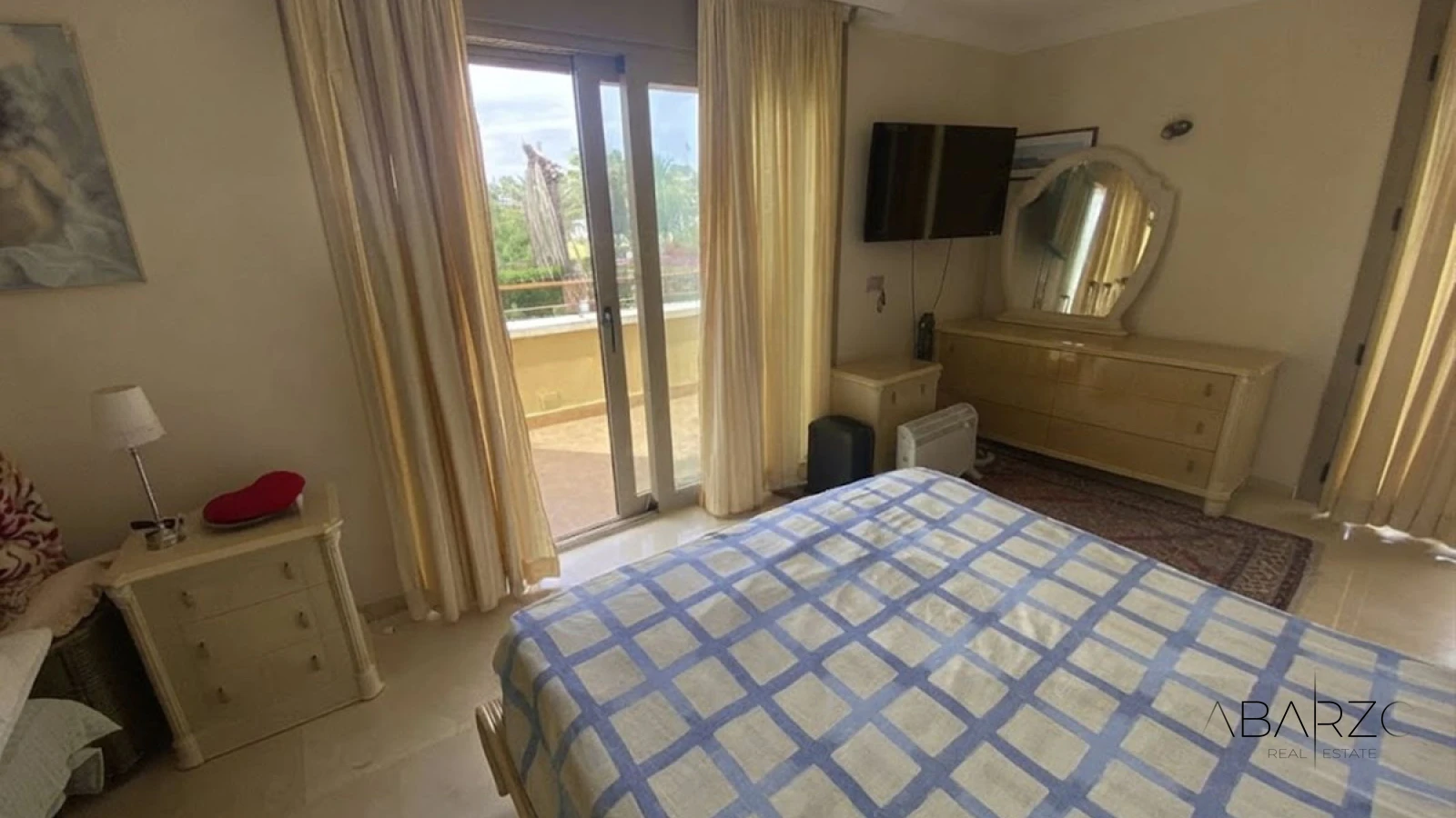 Exklusive Villa in Parcelas del Golf, Aloha mit privatem Pool und Dachterrasse — interior, Nueva Andalucía, Marbella (15 of 34)
