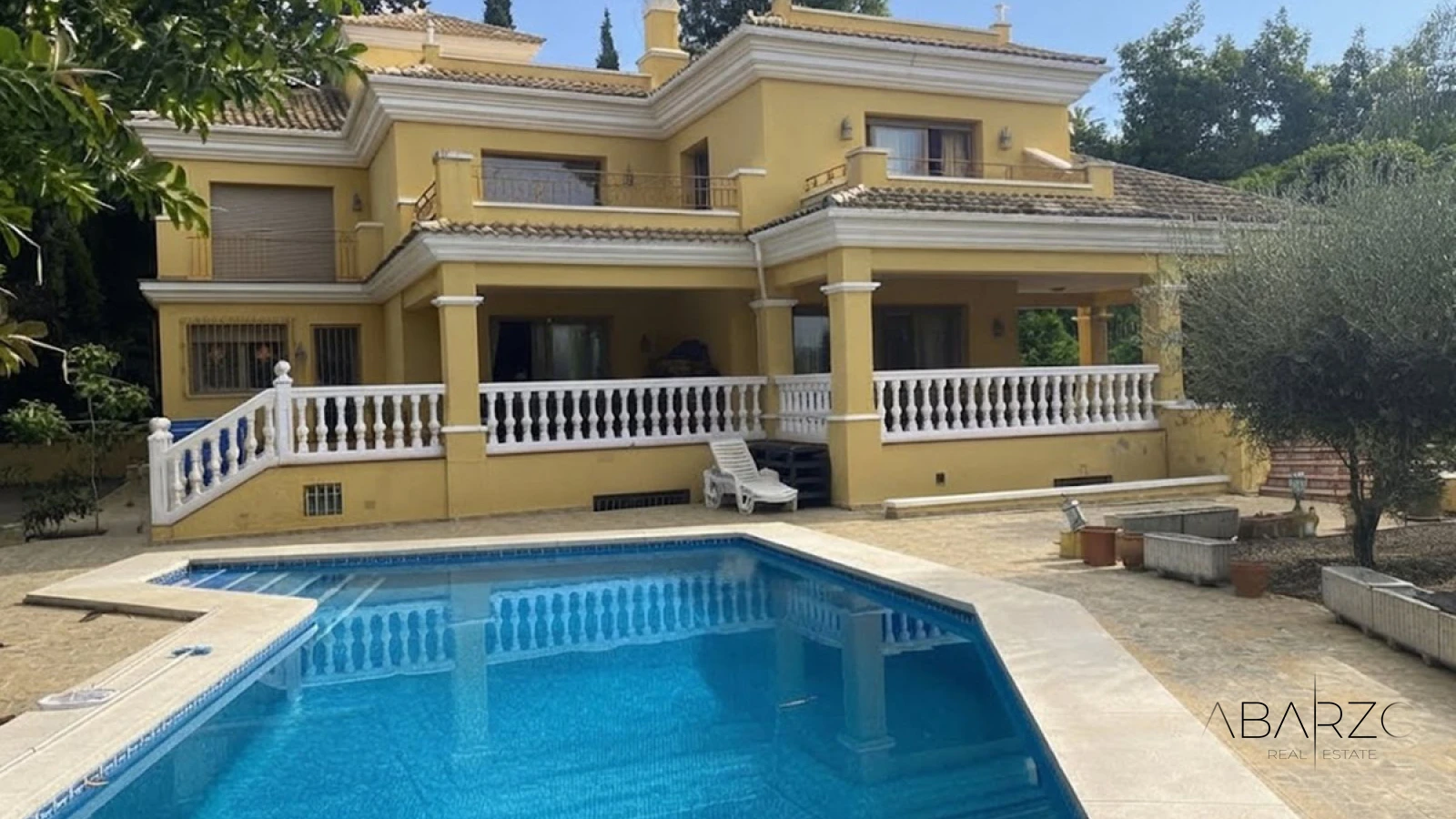Exklusive Villa in Parcelas del Golf, Aloha mit privatem Pool und Dachterrasse — interior, Nueva Andalucía, Marbella (34 of 34)