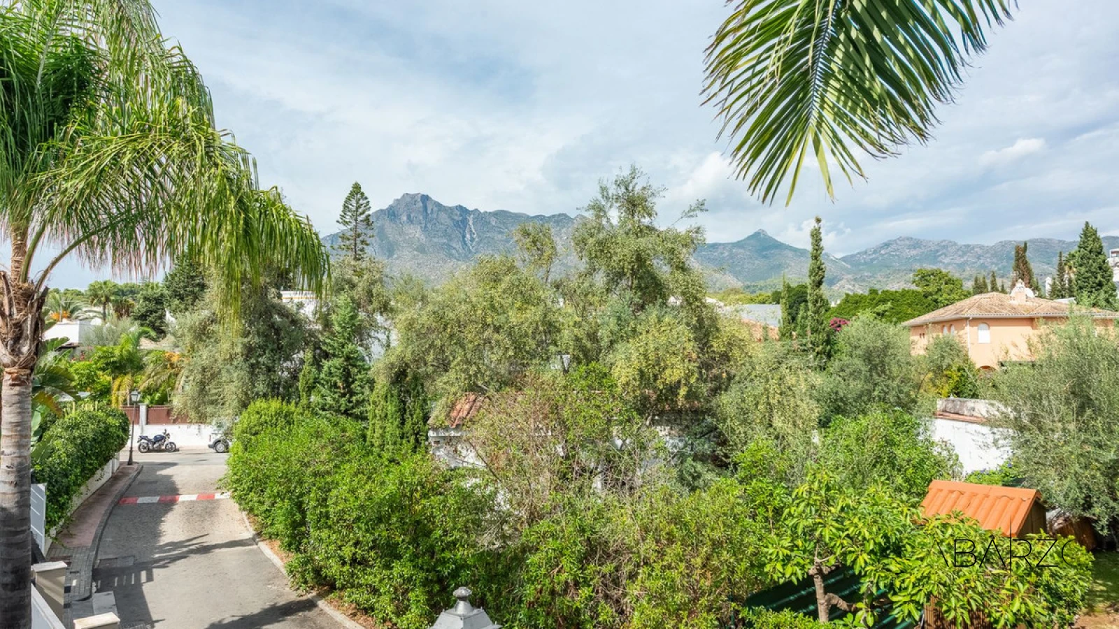 Top Angebot Zeitgenössische Villa Casablanca Marbella mit Pool und Dach-Jacuzzi — interior, Golden Mile, Marbella (45 of 49)