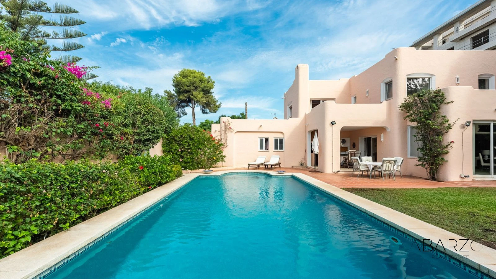 Вилла у моря с потенциалом реновации в Параисо Барональ, Эстепона — interior, New Golden Mile, Estepona (8 of 36)