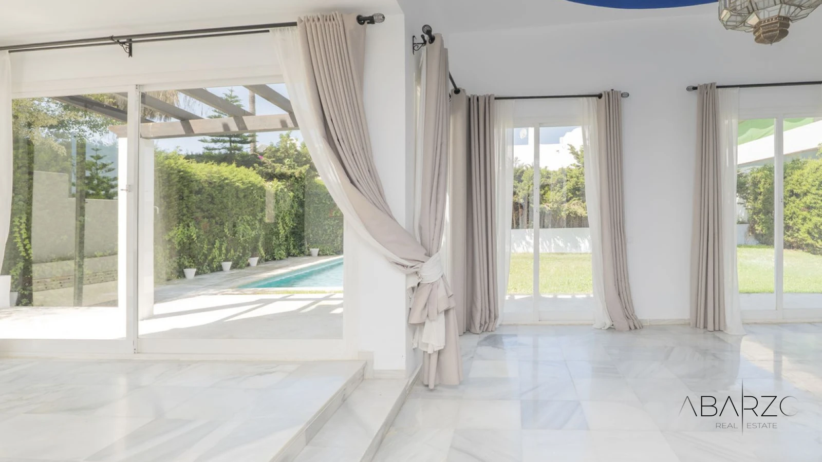 Freistehende Villa in Gehweite zu Puerto Banús, Marbella — interior, Puerto Banús, Marbella (6 of 38)