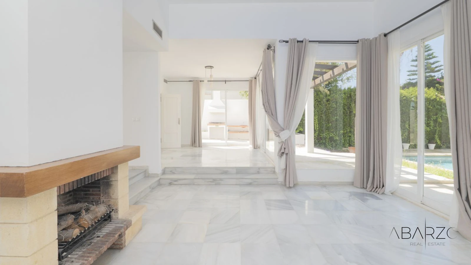 Freistehende Villa in Gehweite zu Puerto Banús, Marbella — interior, Puerto Banús, Marbella (8 of 38)