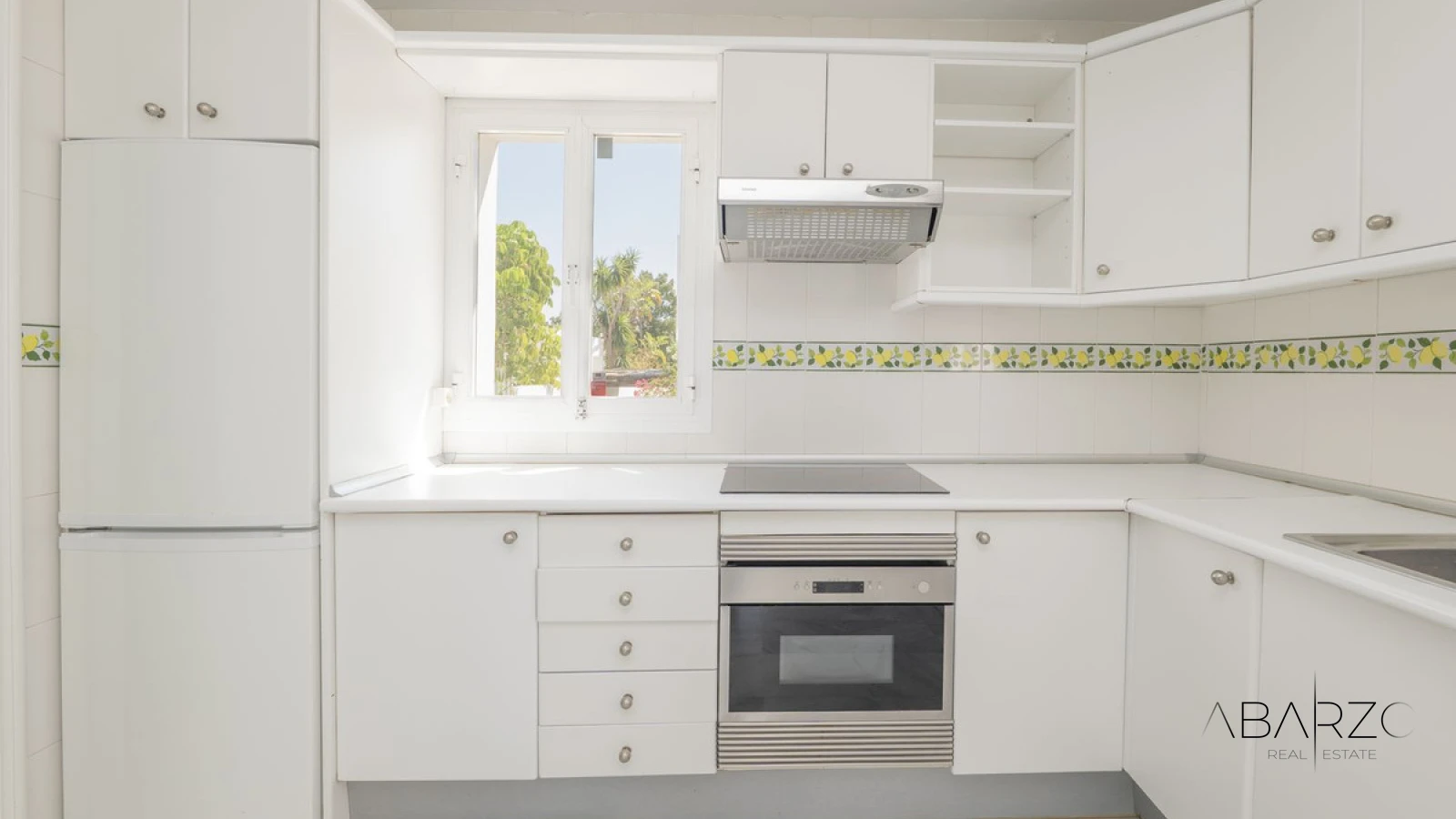 Freistehende Villa in Gehweite zu Puerto Banús, Marbella — interior, Puerto Banús, Marbella (13 of 38)