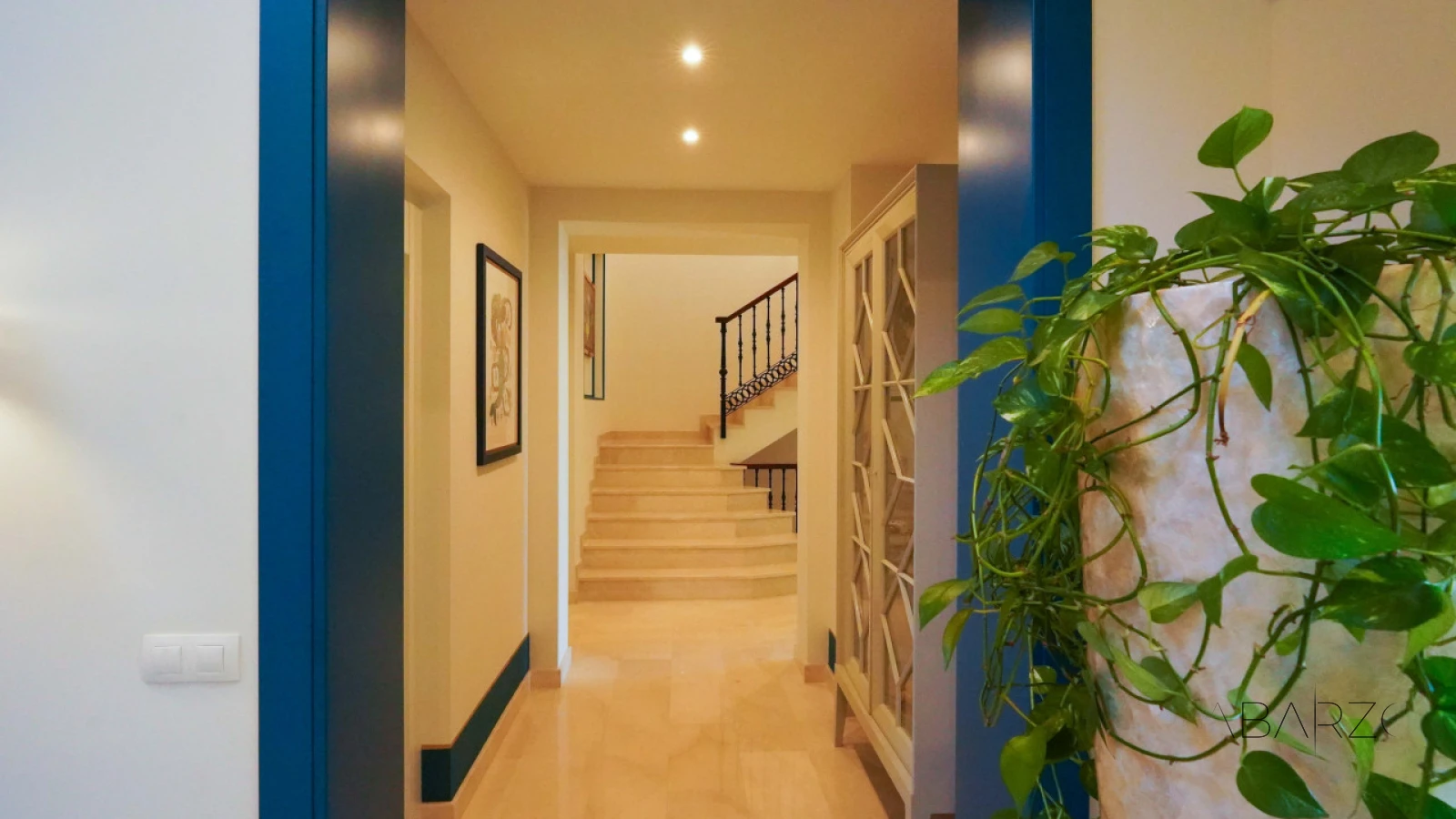 Exceptional villa in Selwo, Estepona  with infinity pool and private wellness area — interior, New Golden Mile, Estepona (56 of 98)