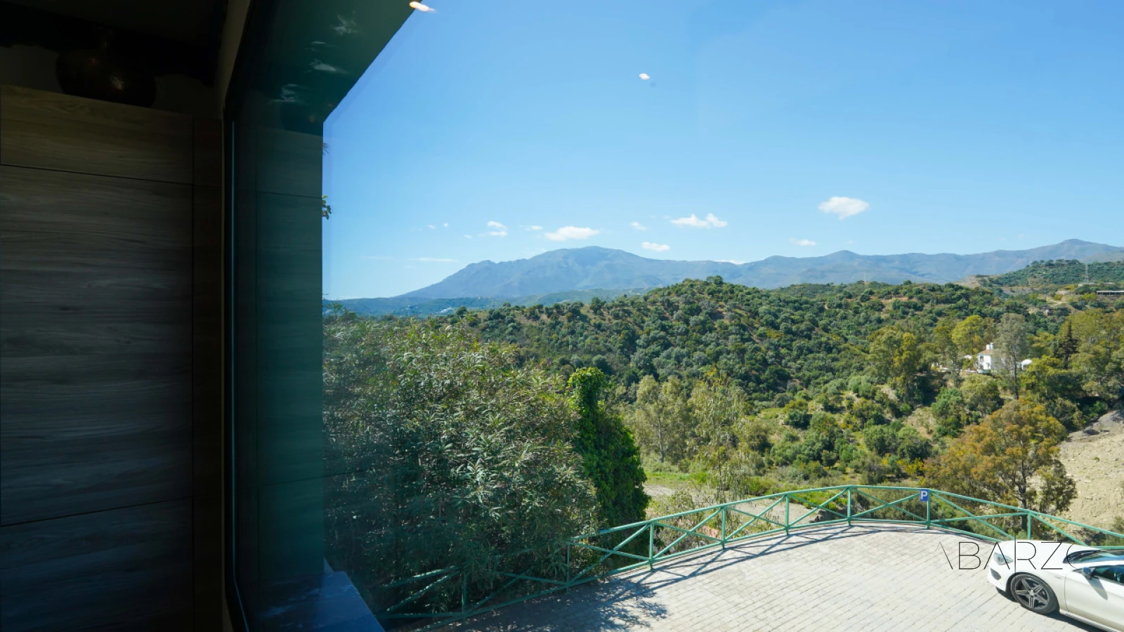 Exceptional villa in Selwo, Estepona  with infinity pool and private wellness area — interior, New Golden Mile, Estepona (25 of 98)