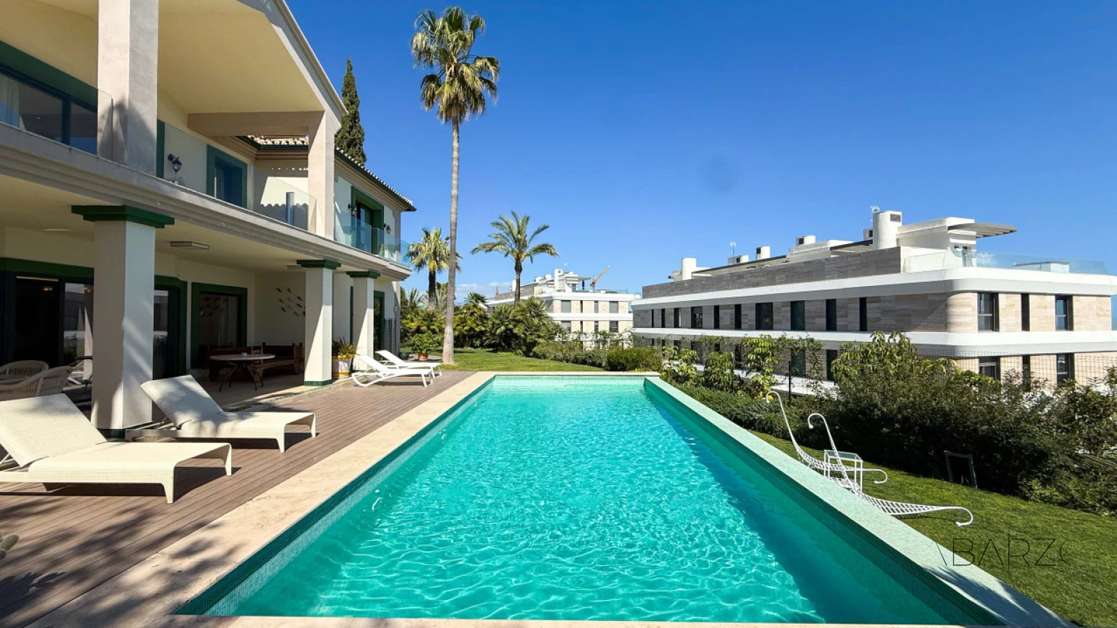 Exceptional villa in Selwo, Estepona  with infinity pool and private wellness area — interior, New Golden Mile, Estepona (92 of 98)