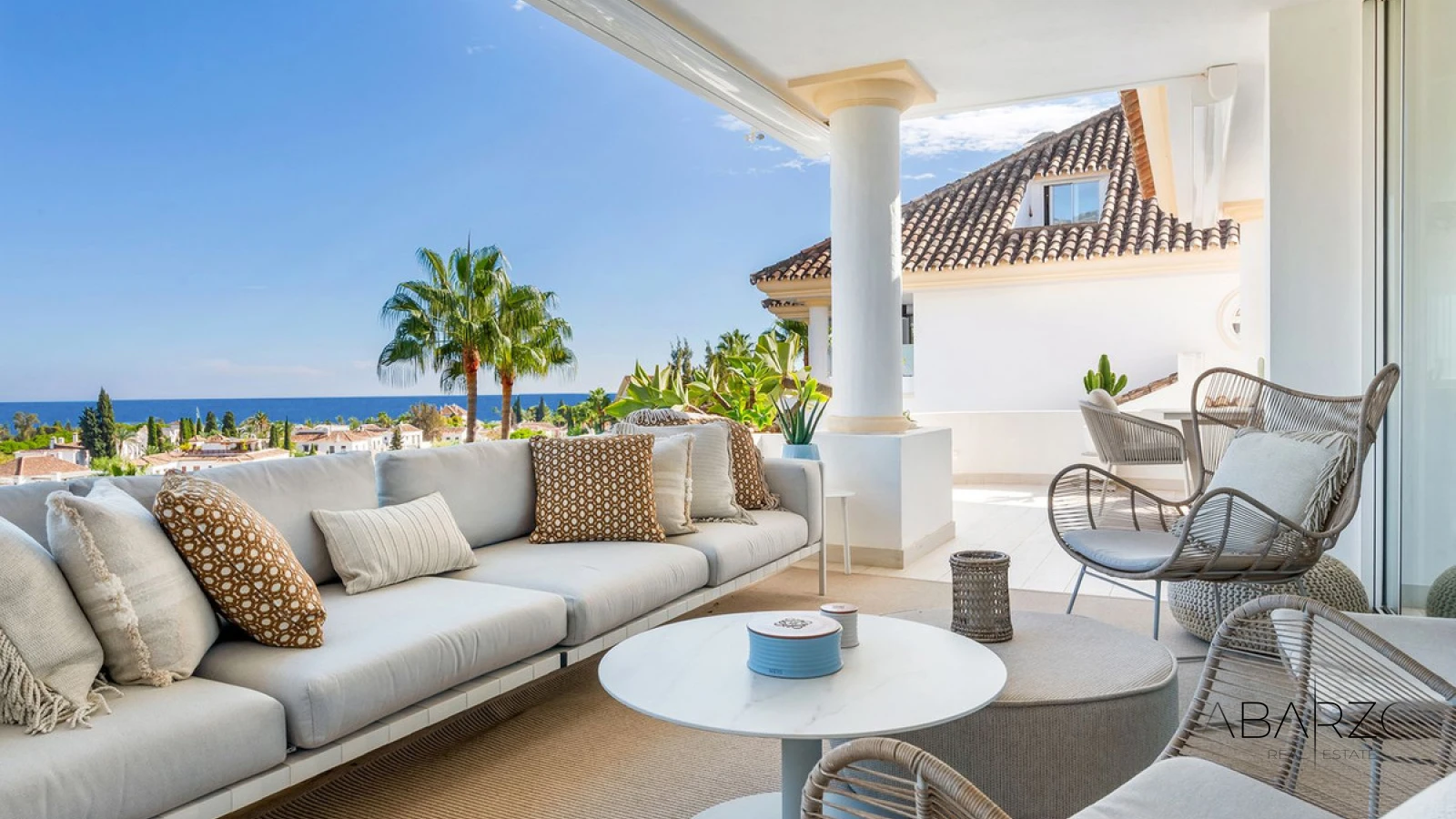 Renovated Duplex Penthouse in Monte Paraíso, Golden Mile, Marbella — interior, Golden Mile, Marbella (5 of 31)