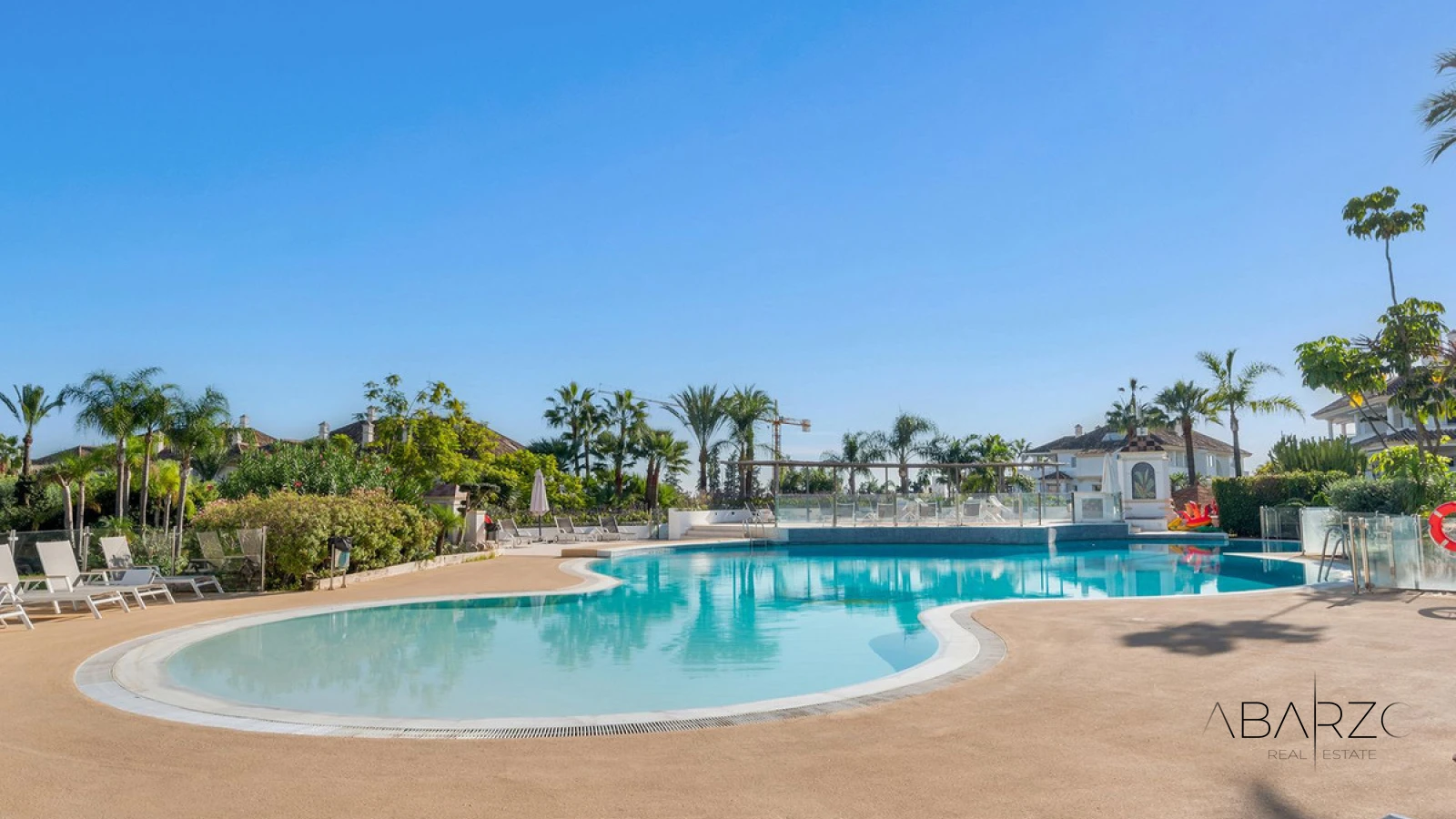 Renovated Duplex Penthouse in Monte Paraíso, Golden Mile, Marbella — interior, Golden Mile, Marbella (30 of 31)