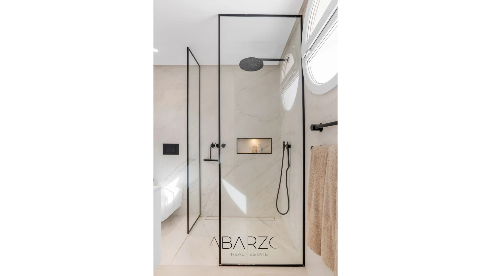Renovated Duplex Penthouse in Monte Paraíso, Golden Mile, Marbella — interior, Golden Mile, Marbella (13 of 31)