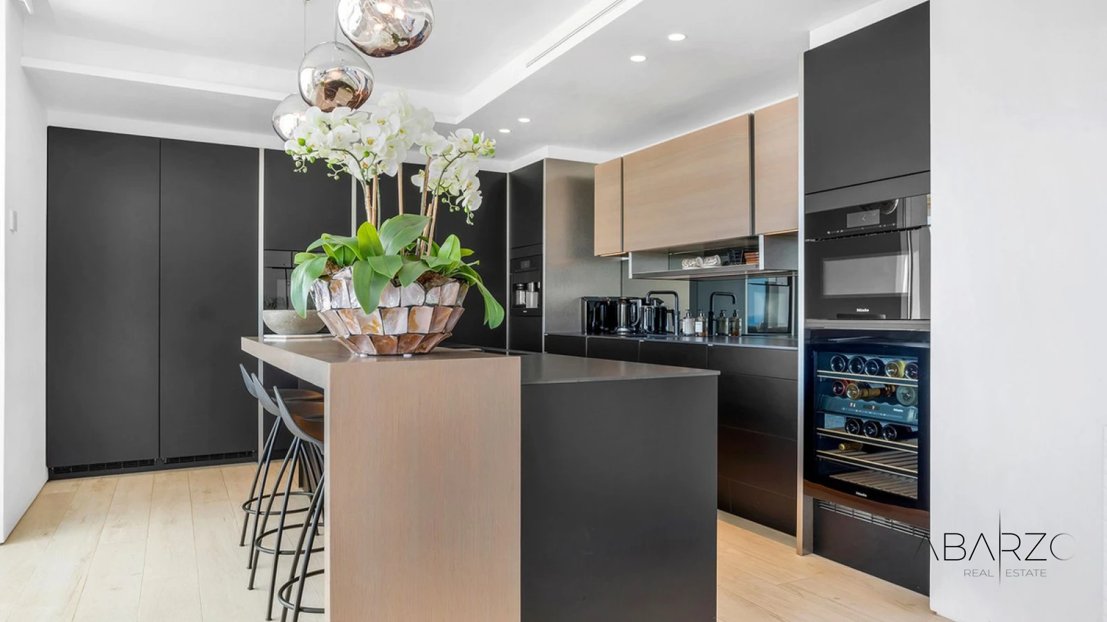 Renovated Duplex Penthouse in Monte Paraíso, Golden Mile, Marbella — interior, Golden Mile, Marbella (8 of 31)