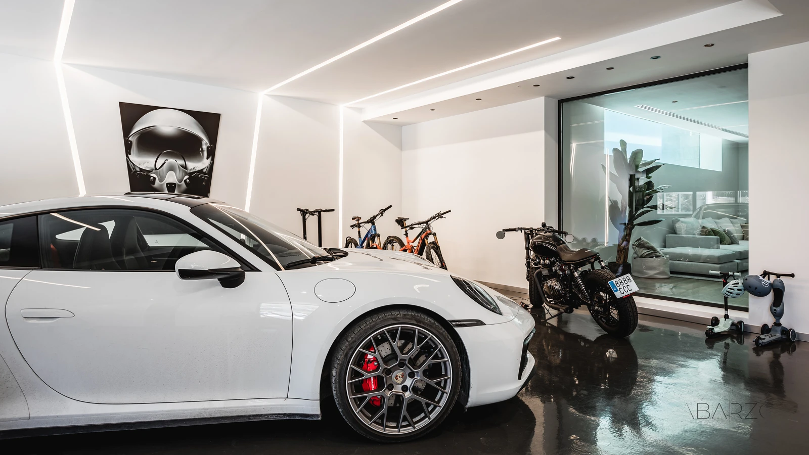 MAR-0028 — interior, Golden Mile, Marbella (40 of 47)