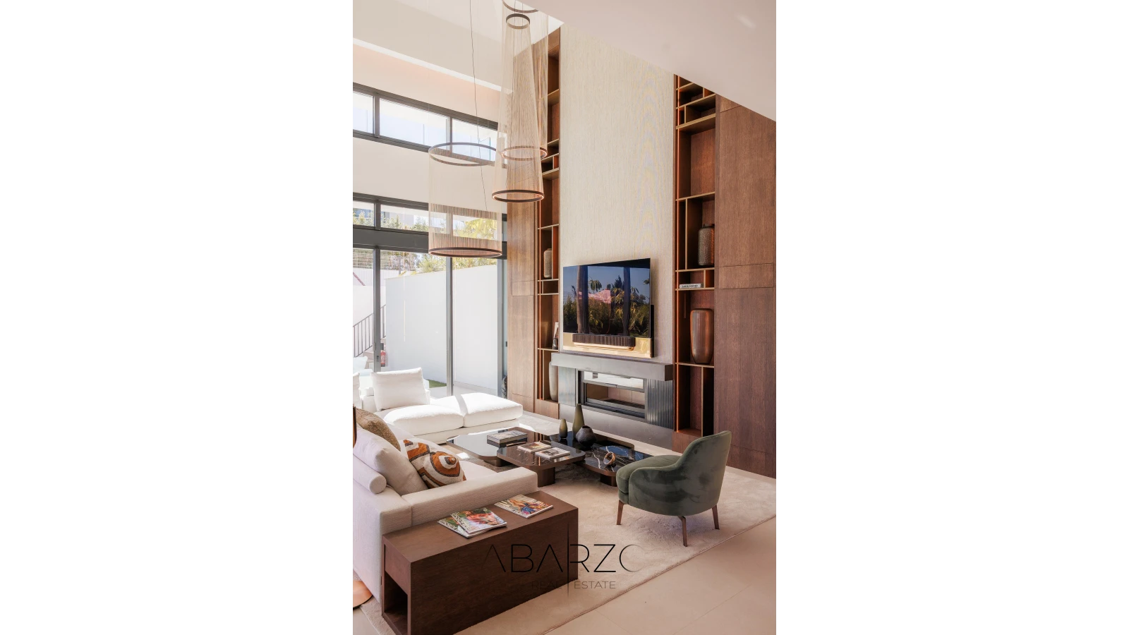 Contemporary Villa in Lomas del Rey, Marbella Golden Mile with Private Pool and Security — interior, Golden Mile, Marbella (9 of 24)