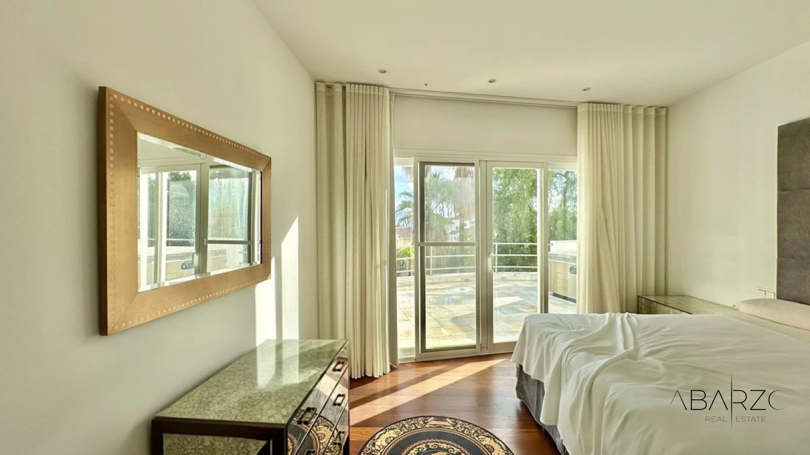 Exclusive villa in El Herrojo, La Quinta with sea and mountain views — interior, La Quinta, Benahavís (5 of 29)