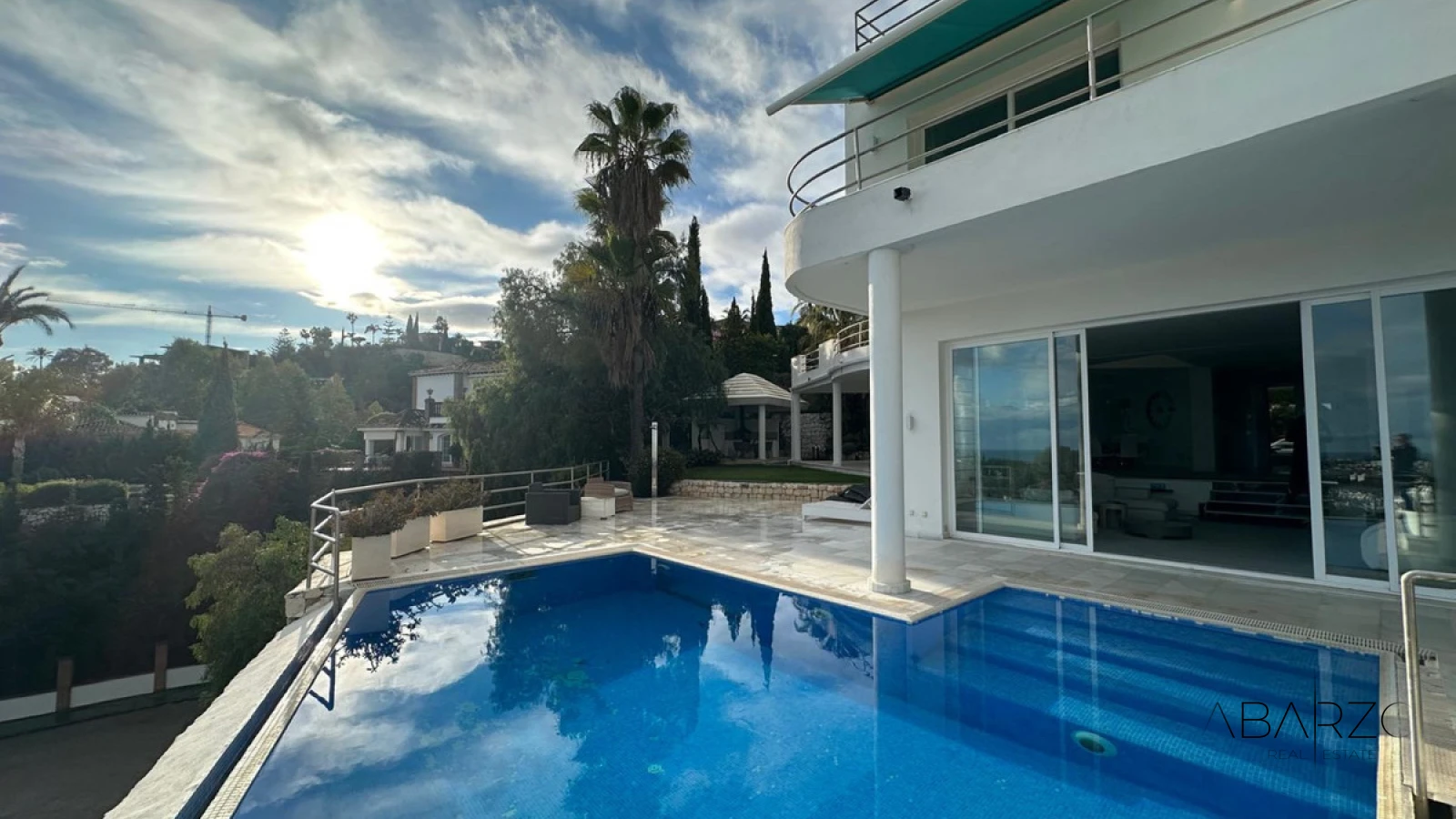 Exclusive villa in El Herrojo, La Quinta with sea and mountain views — interior, La Quinta, Benahavís (26 of 29)