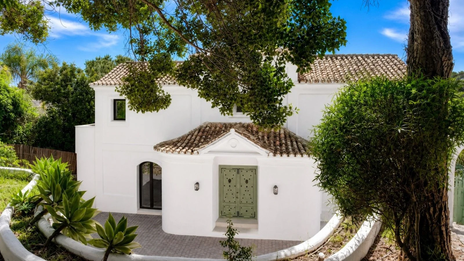 Silence and Sea: Andalusian Villa in Benahavís with Private Pool and Scenic Views — interior, El Madroñal, Benahavís (2 of 46)
