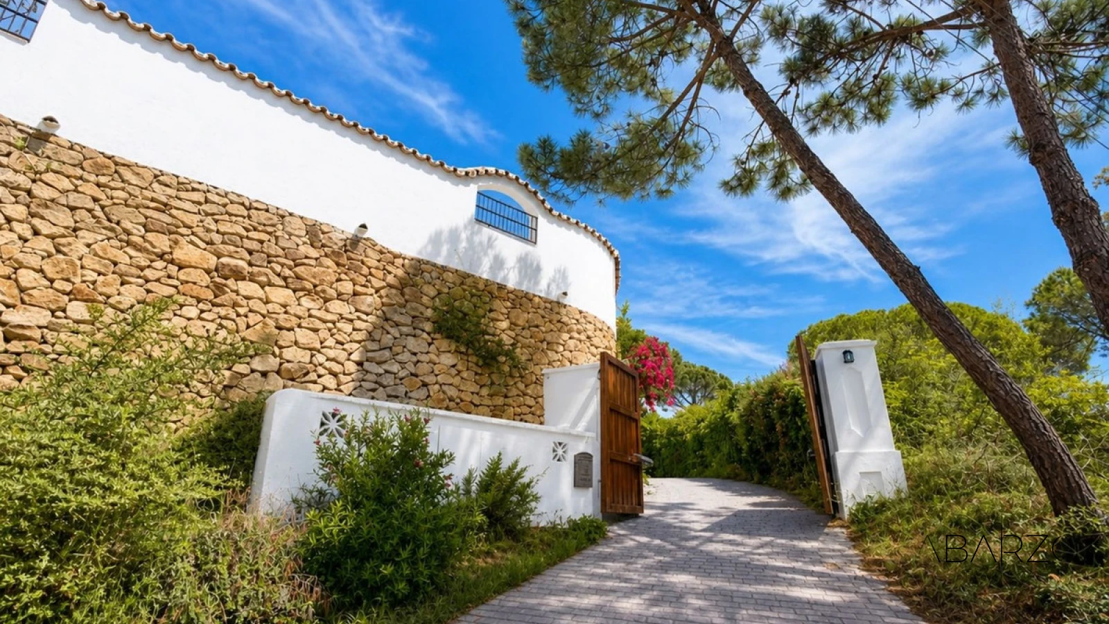 Silence and Sea: Andalusian Villa in Benahavís with Private Pool and Scenic Views — interior, El Madroñal, Benahavís (45 of 46)