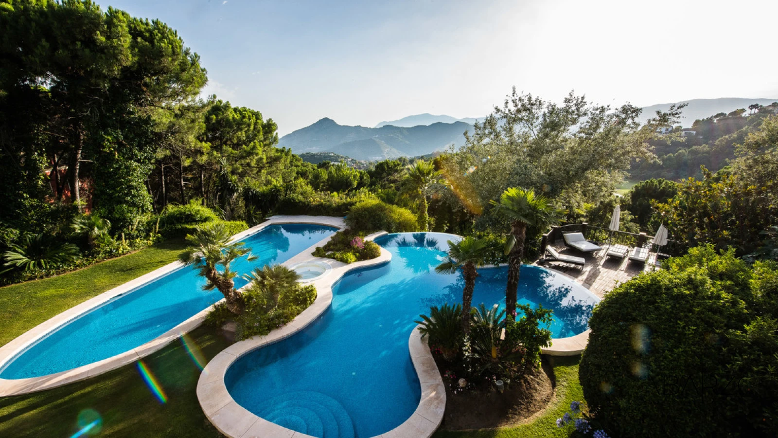 Charming Luxury Villa with Pool and Views in La Zagaleta, Marbella — interior, La Zagaleta, Benahavís (39 of 44)