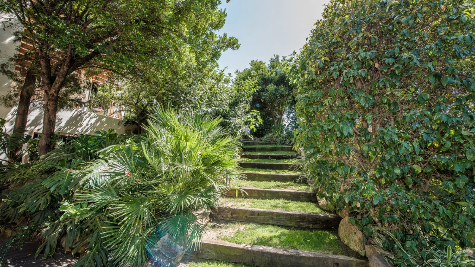 Charming Luxury Villa with Pool and Views in La Zagaleta, Marbella — interior, La Zagaleta, Benahavís (36 of 44)