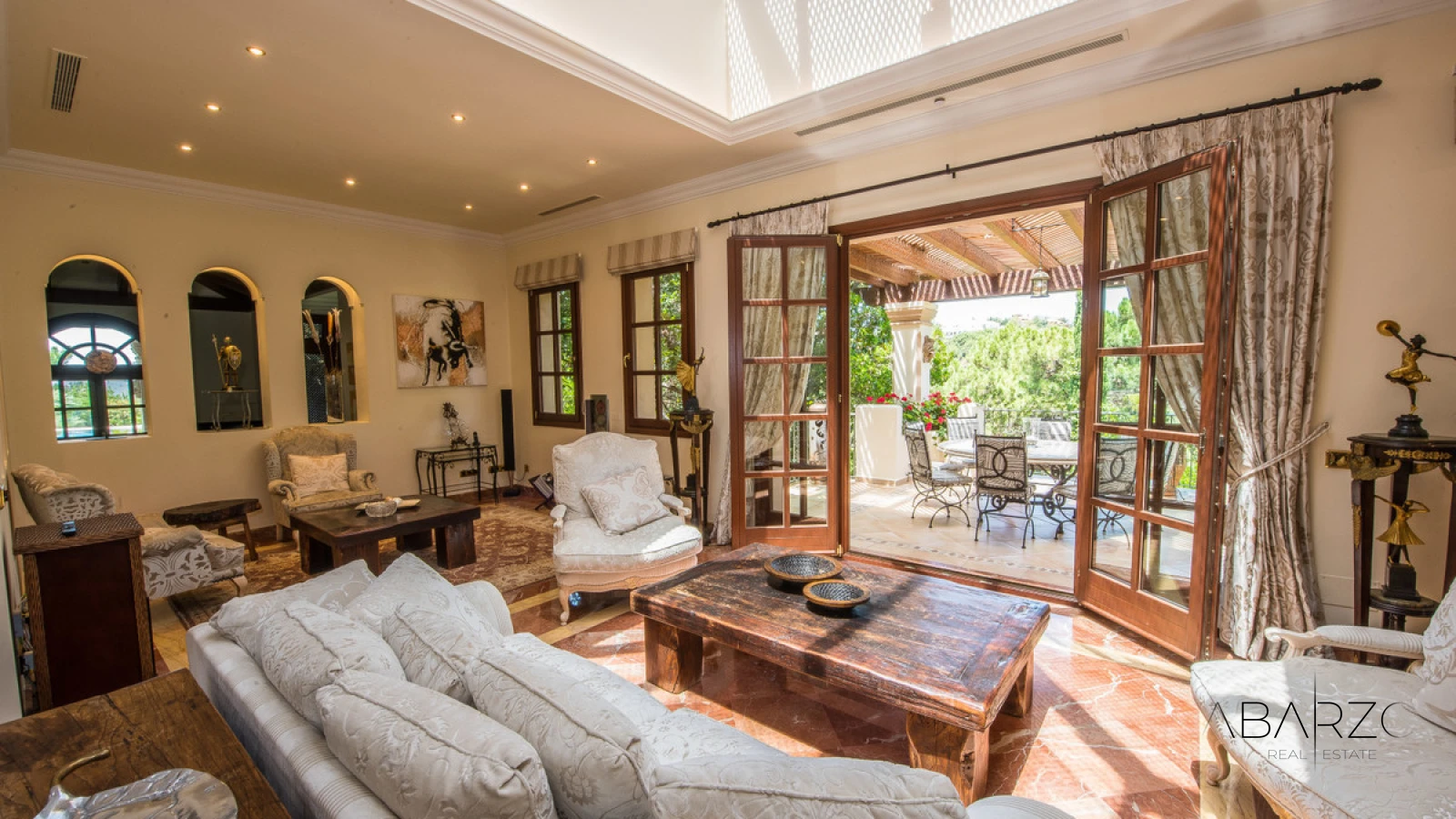 Charming Luxury Villa with Pool and Views in La Zagaleta, Marbella — interior, La Zagaleta, Benahavís (16 of 44)