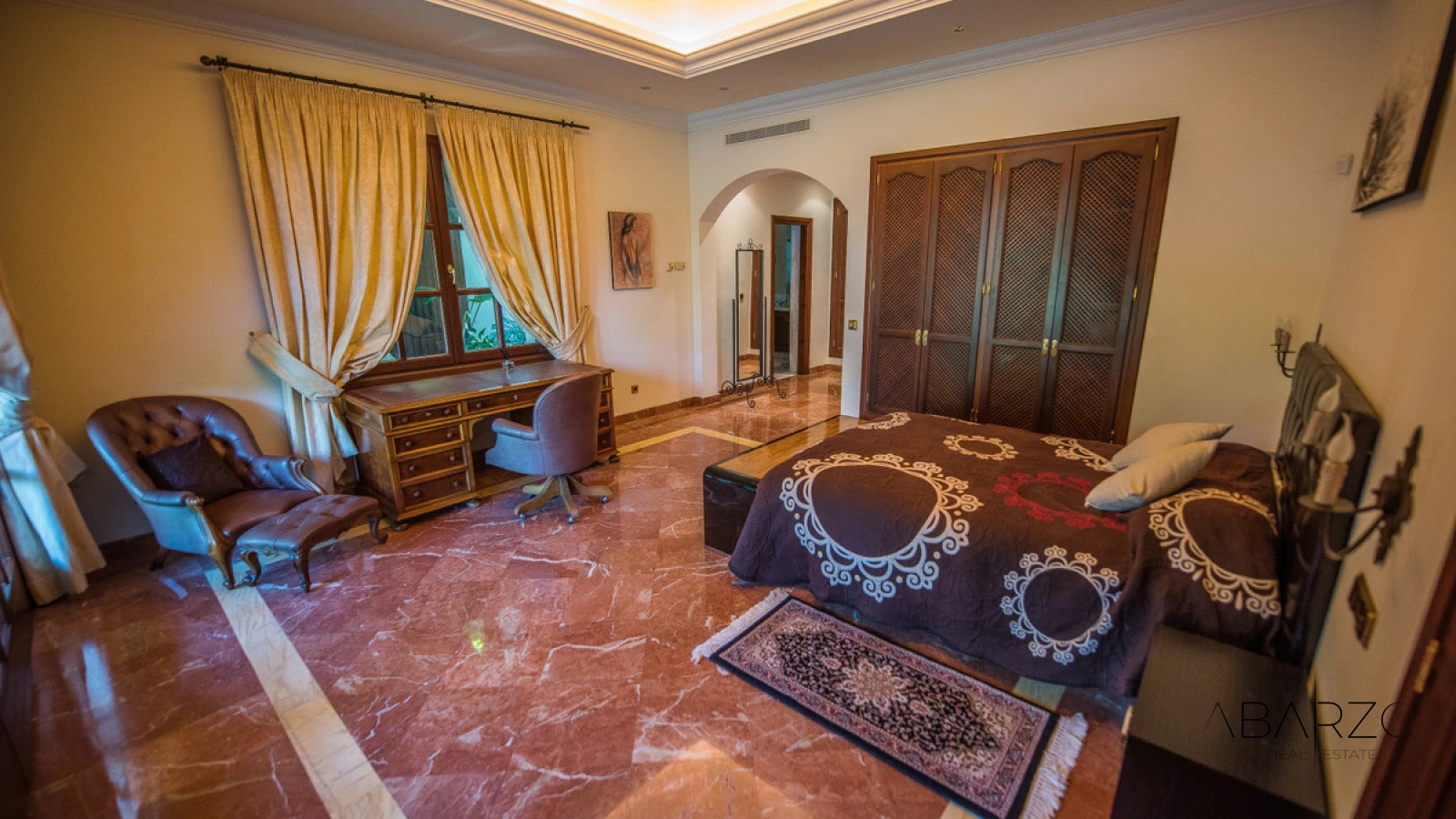 Charming Luxury Villa with Pool and Views in La Zagaleta, Marbella — interior, La Zagaleta, Benahavís (18 of 44)