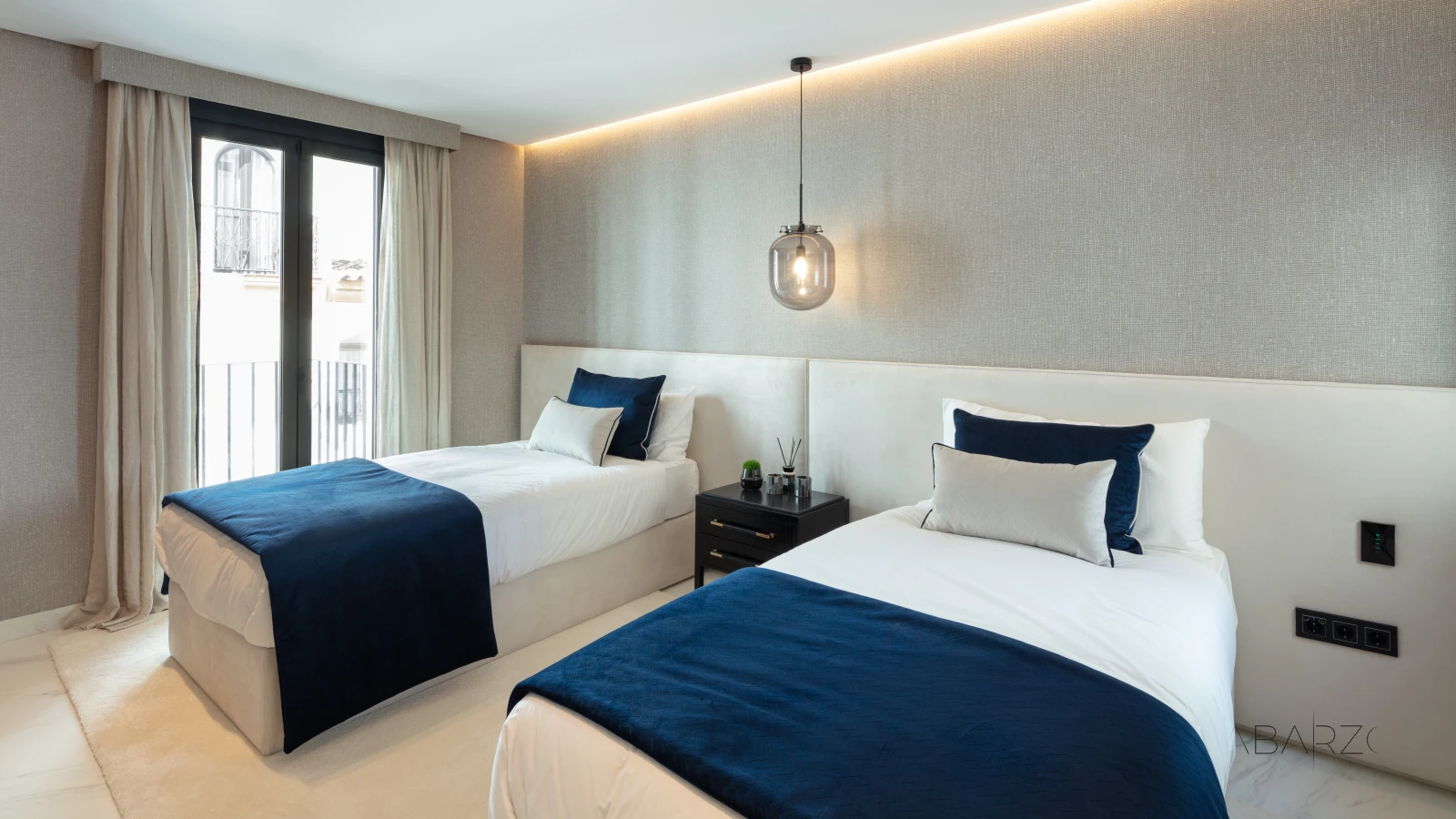 Apartment in Puerto Banus with Panoramic Sea and Marina Views — interior, Puerto Banús, Marbella (4 of 19)