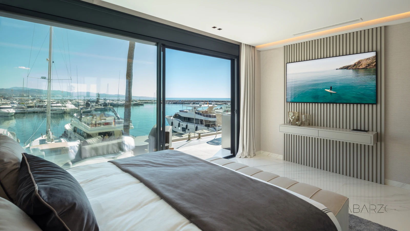 Apartment in Puerto Banus with Panoramic Sea and Marina Views — interior, Puerto Banús, Marbella (9 of 19)