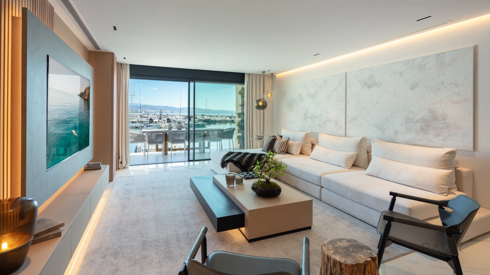 Apartment in Puerto Banus with Panoramic Sea and Marina Views — interior, Puerto Banús, Marbella (10 of 19)