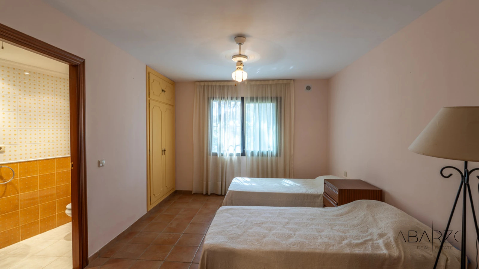 Stately 8-Bedroom Villa with Panoramic Views in El Herrojo, Benahavís — interior, La Quinta, Benahavís (40 of 49)