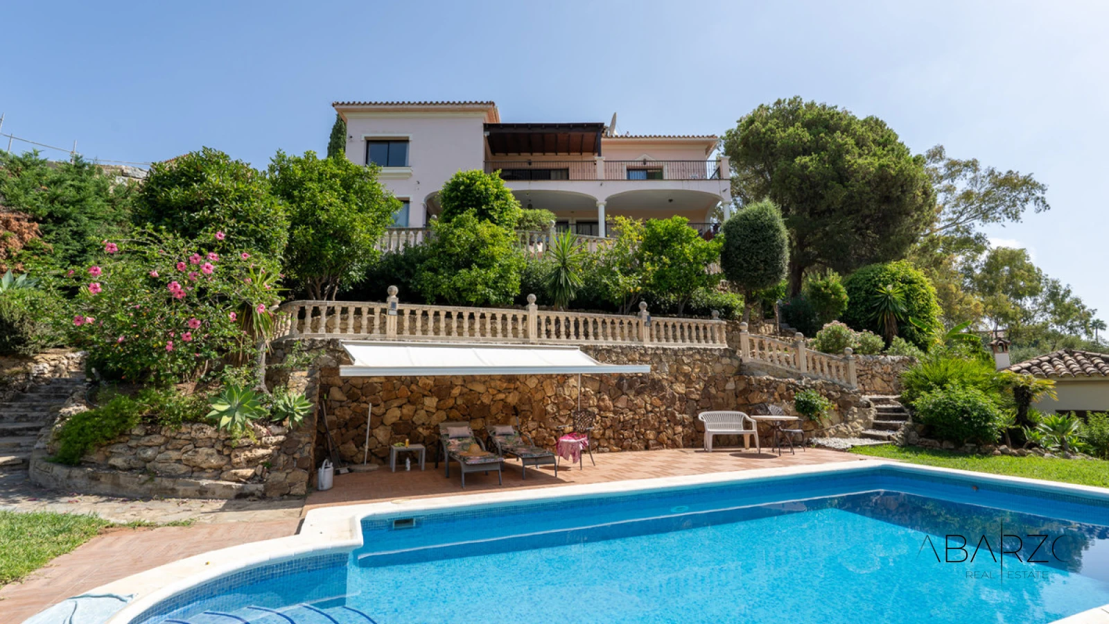 Stately 8-Bedroom Villa with Panoramic Views in El Herrojo, Benahavís — interior, La Quinta, Benahavís (45 of 49)