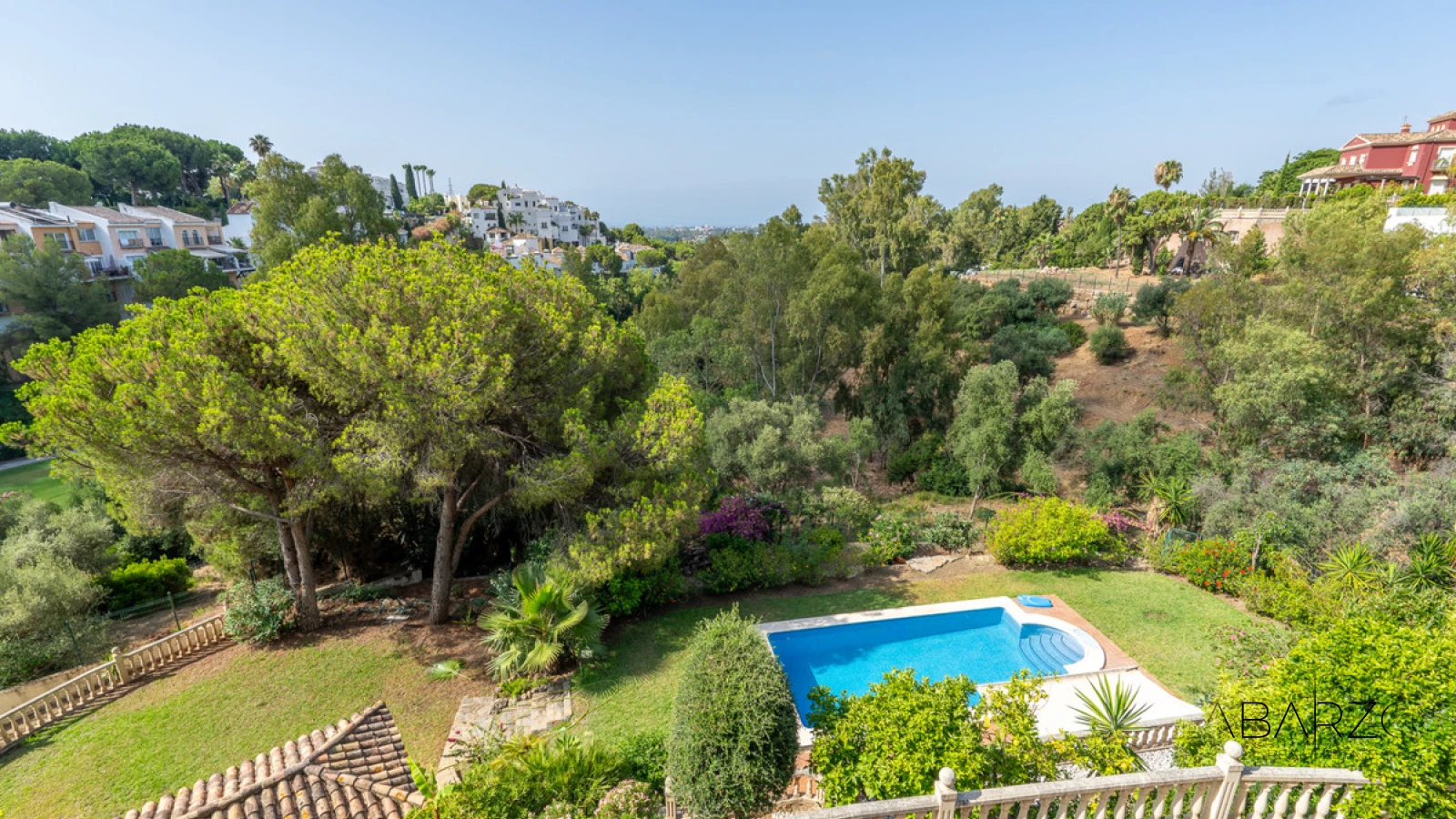 Stately 8-Bedroom Villa with Panoramic Views in El Herrojo, Benahavís — interior, La Quinta, Benahavís (24 of 49)