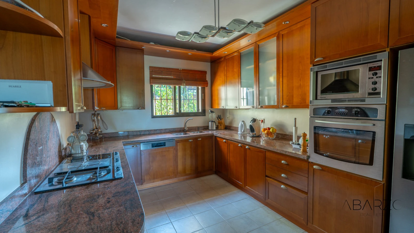 Stately 8-Bedroom Villa with Panoramic Views in El Herrojo, Benahavís — interior, La Quinta, Benahavís (6 of 49)