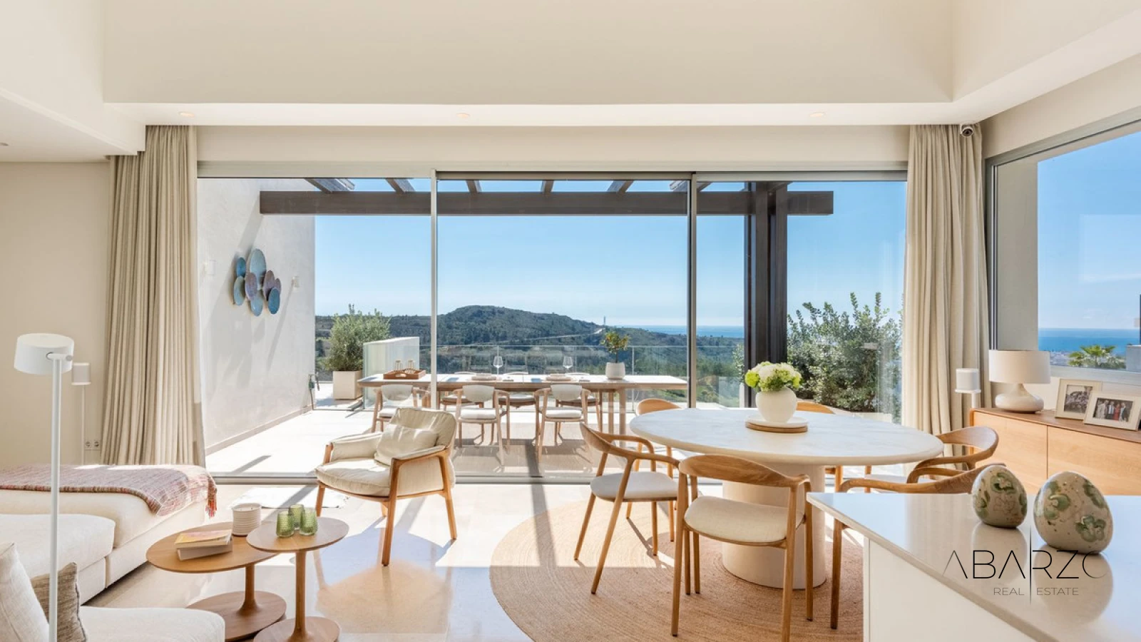Penthouse in Marbella Club Hills, Benahavís with panoramic sea views and rooftop solarium — interior, Golden Mile, Marbella (5 of 28)