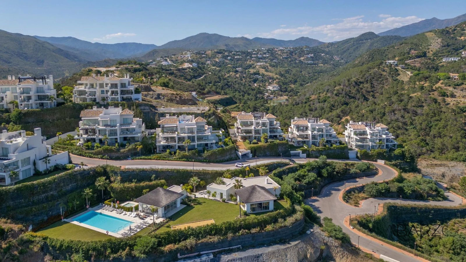 Penthouse in Marbella Club Hills, Benahavís with panoramic sea views and rooftop solarium — interior, Golden Mile, Marbella (27 of 28)