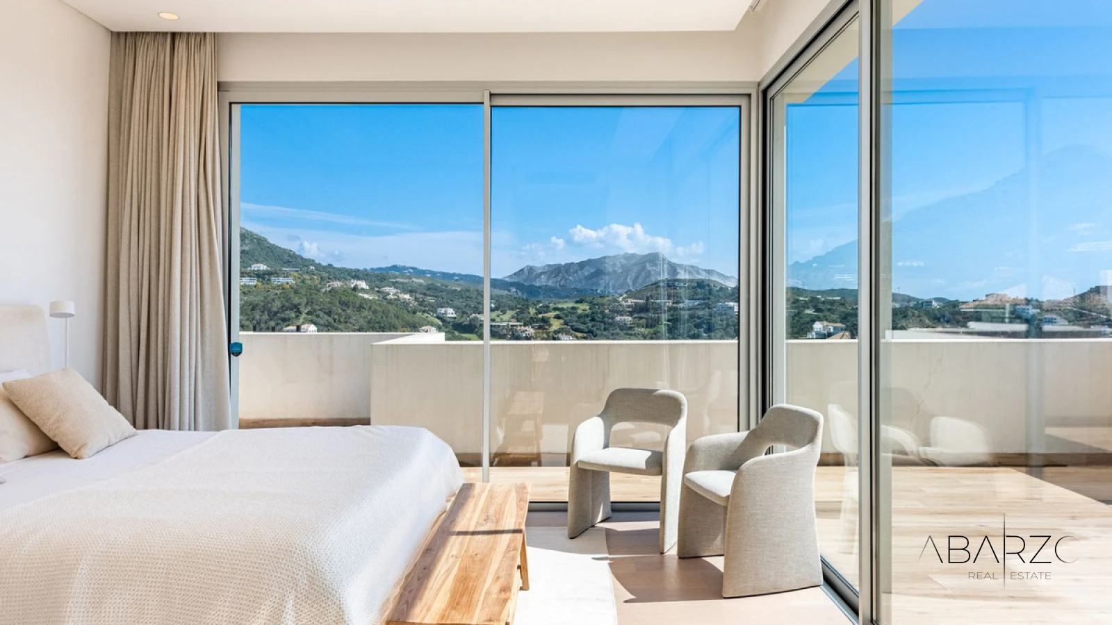 Penthouse in Marbella Club Hills, Benahavís with panoramic sea views and rooftop solarium — interior, Golden Mile, Marbella (9 of 28)