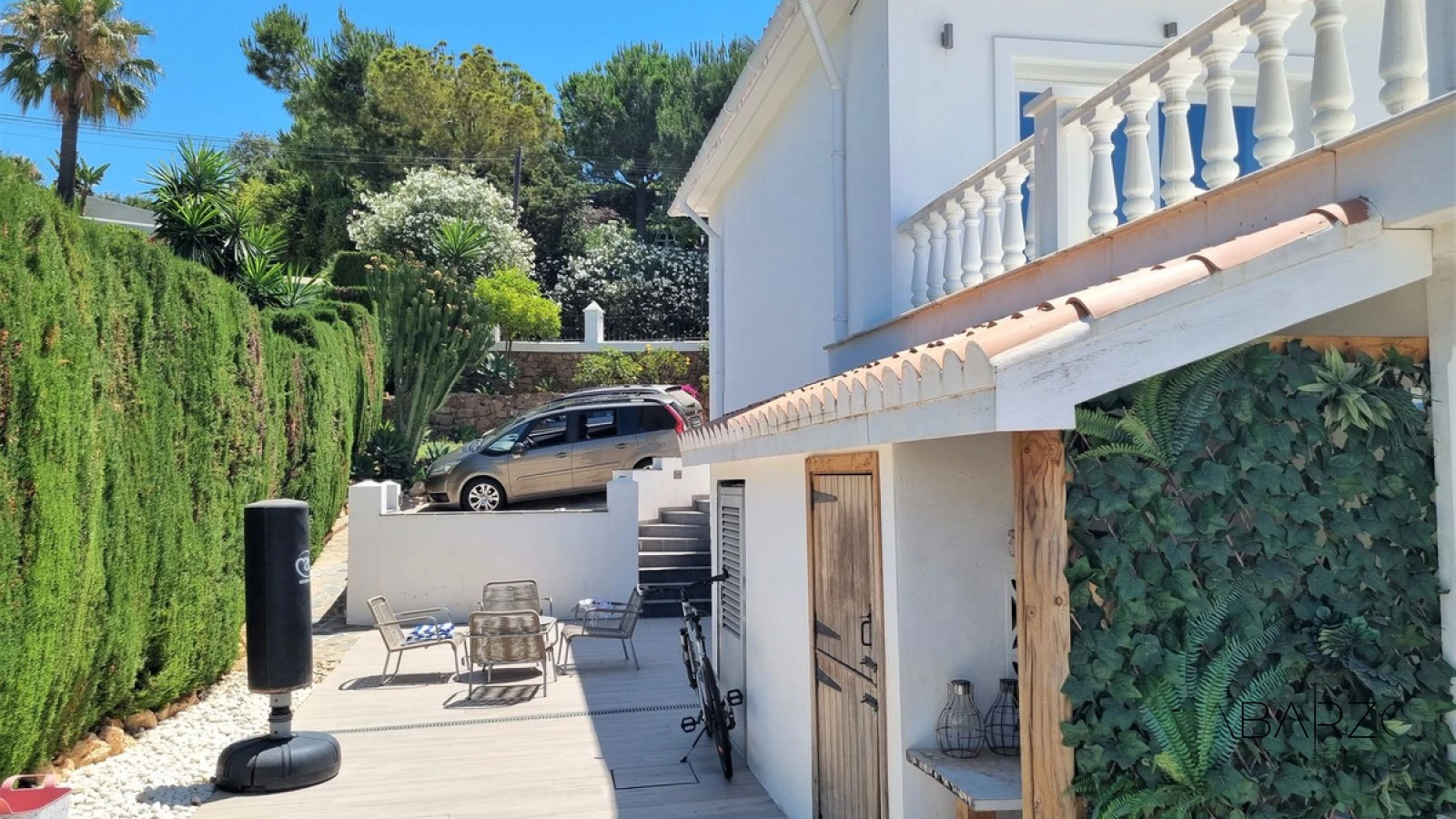 Refurbished Villa in Marbella with Salt Water Pool and Separate Apartment — interior, Marbella East, Marbella (25 of 31)