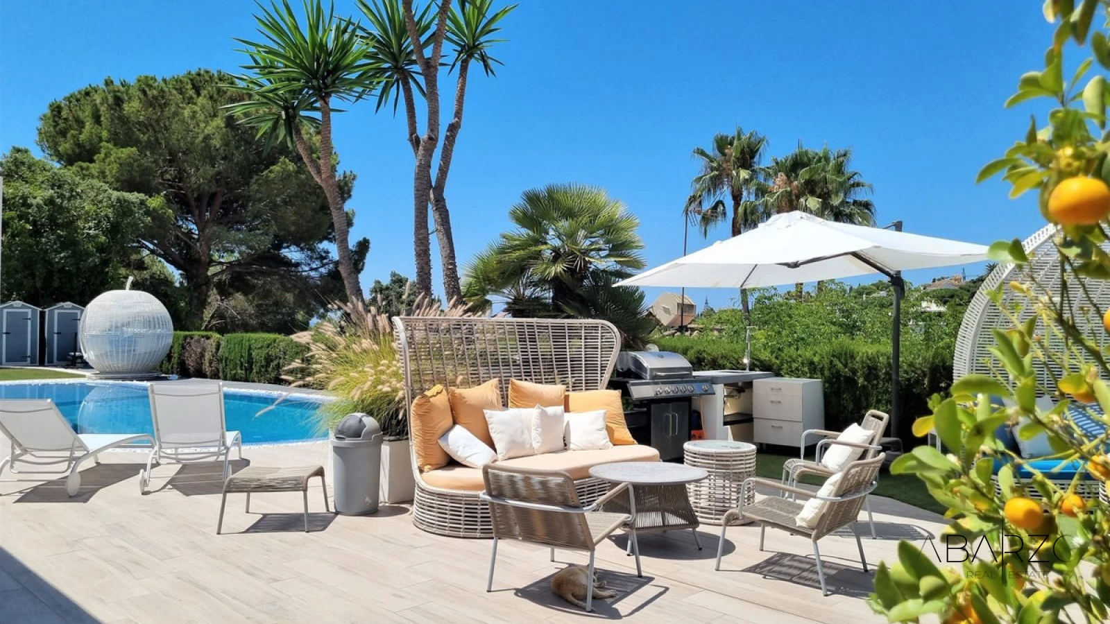 Refurbished Villa in Marbella with Salt Water Pool and Separate Apartment — interior, Marbella East, Marbella (4 of 31)