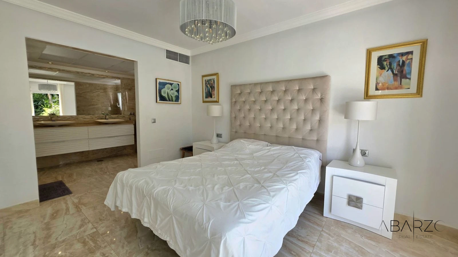 Refurbished Villa in Marbella with Salt Water Pool and Separate Apartment — interior, Marbella East, Marbella (20 of 31)