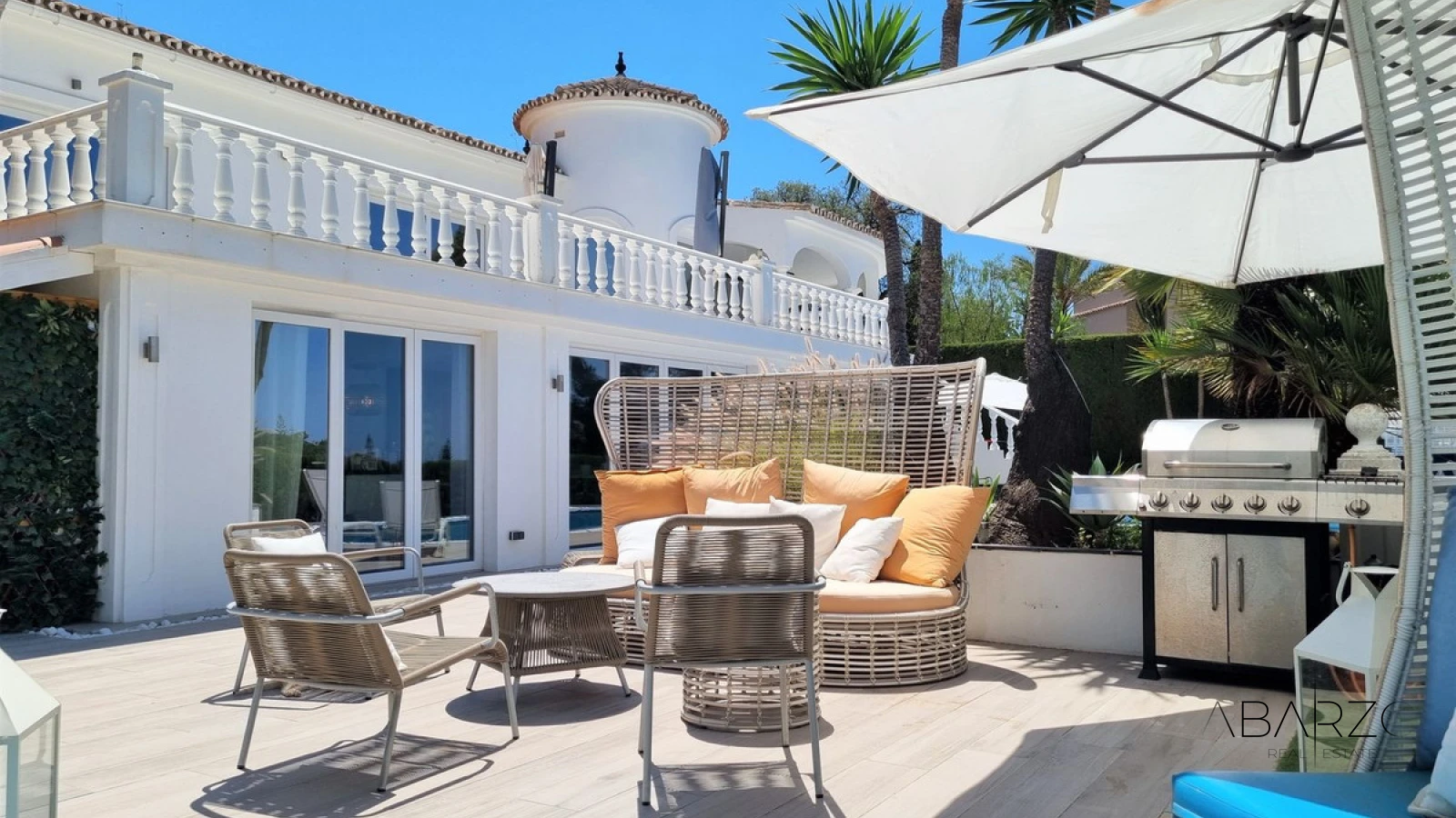 Refurbished Villa in Marbella with Salt Water Pool and Separate Apartment — interior, Marbella East, Marbella (5 of 31)