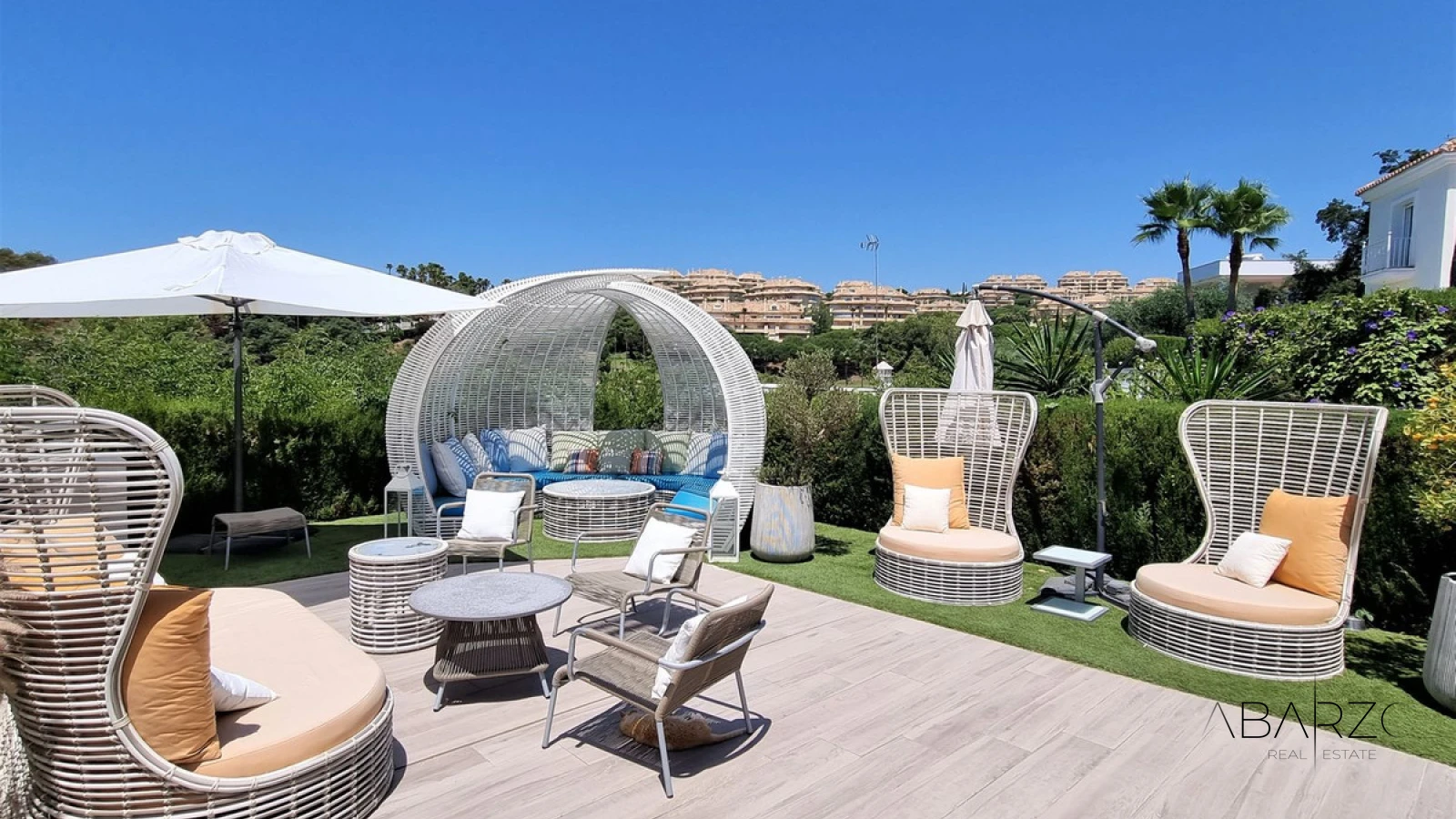 Refurbished Villa in Marbella with Salt Water Pool and Separate Apartment — interior, Marbella East, Marbella (23 of 31)