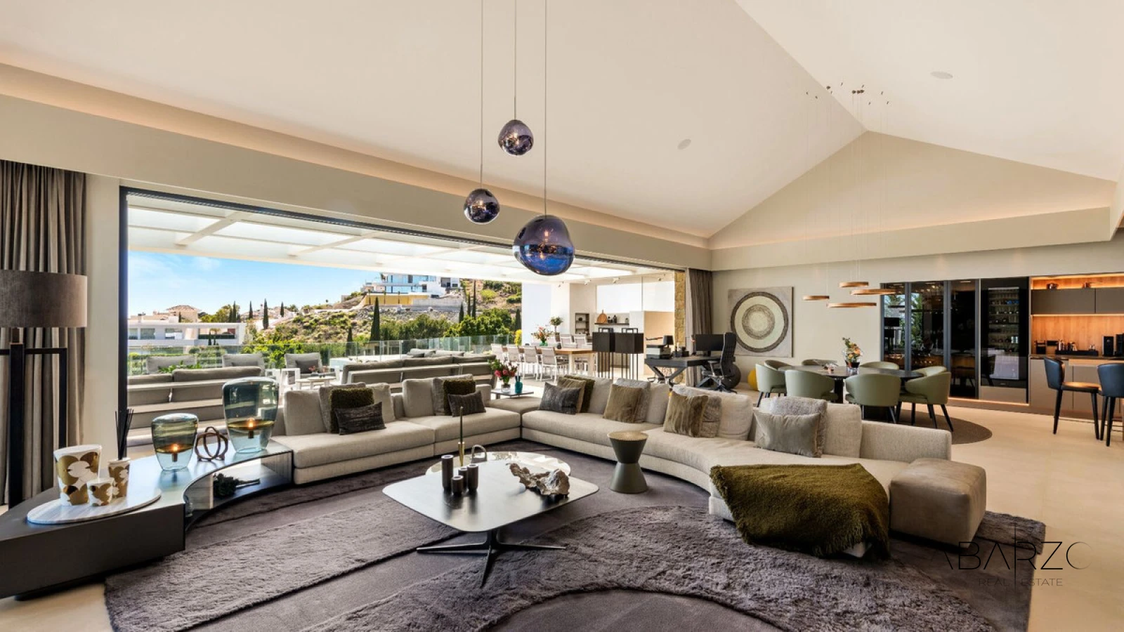 Luxury 5-Bedroom Villa with Golf Course Views in Los Flamingos, Benahavis — interior, Los Flamingos, Benahavís (9 of 49)