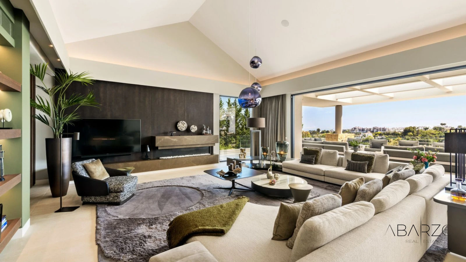 Luxury 5-Bedroom Villa with Golf Course Views in Los Flamingos, Benahavis — interior, Los Flamingos, Benahavís (5 of 49)