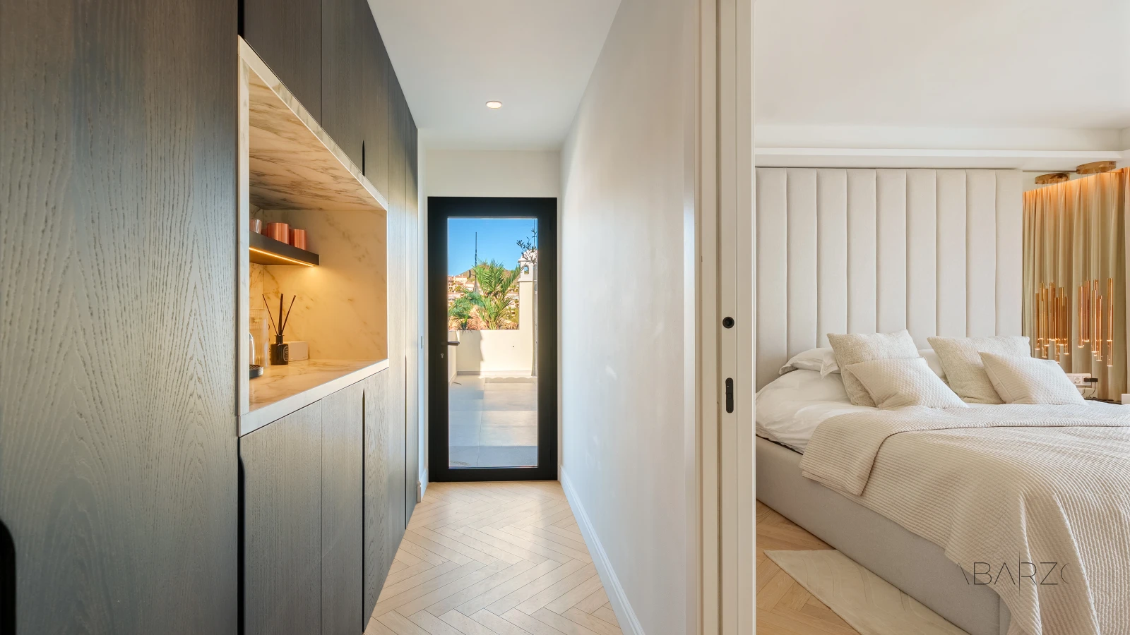 Duplex penthouse in Nueva Andalucia Marbella with private pool and sea views — interior, Nueva Andalucía, Marbella (36 of 60)